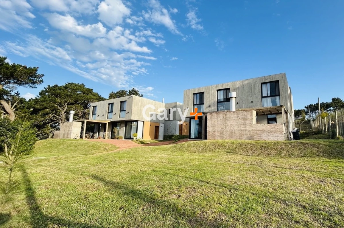 Casa ID.27390 - Casa a estrenar de 3 dormitorios en suite, en Piedras del Chileno