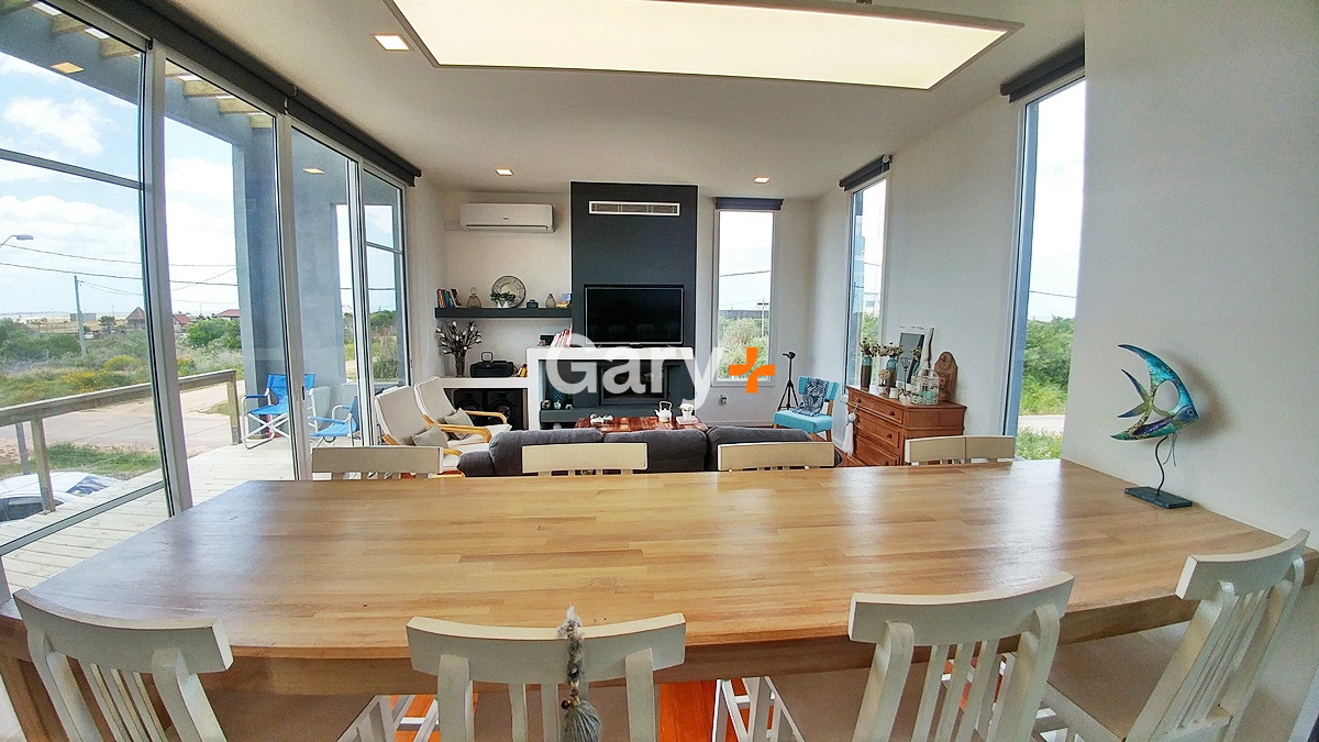 Casa ID.4059 - Casa en venta Santa Monica 3 dormitorios