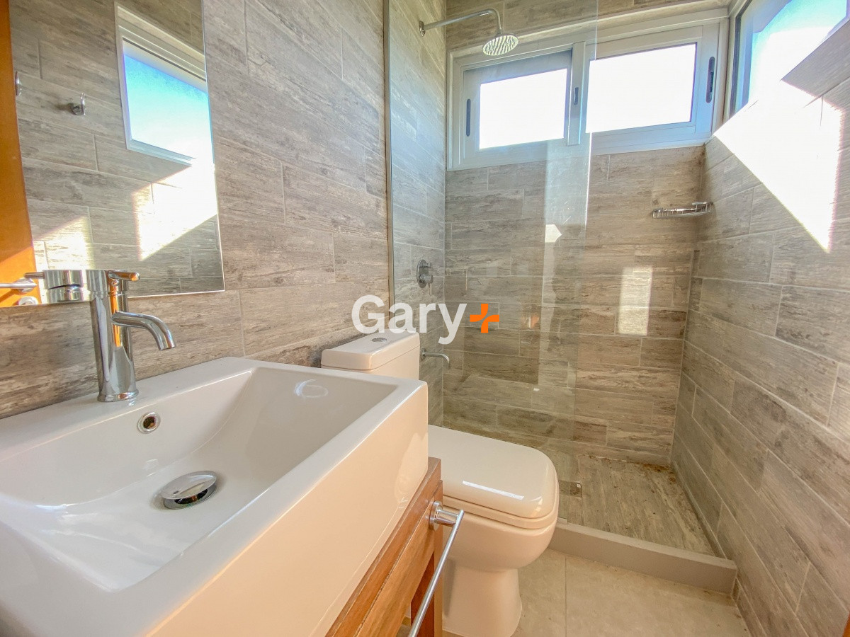 Casa ID.4191 - Casa en venta de 3 dormitorios frente al mar en La Juanita, Jose Ignacio 