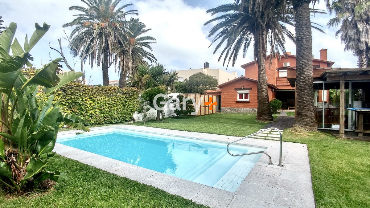 Casa ID.24003 - Espectacular Casa en Zona del Faro punta del este