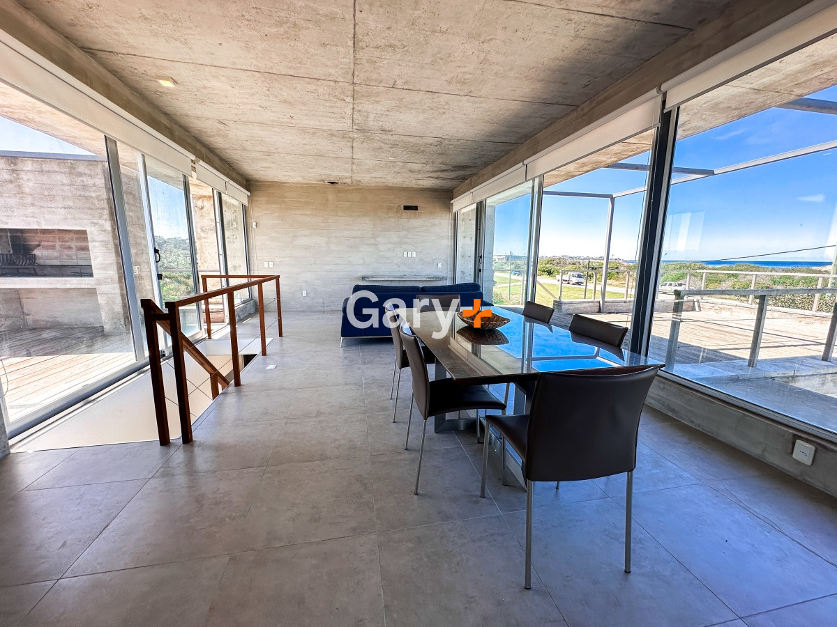 Casa ID.4191 - Casa en venta de 3 dormitorios frente al mar en La Juanita, Jose Ignacio 