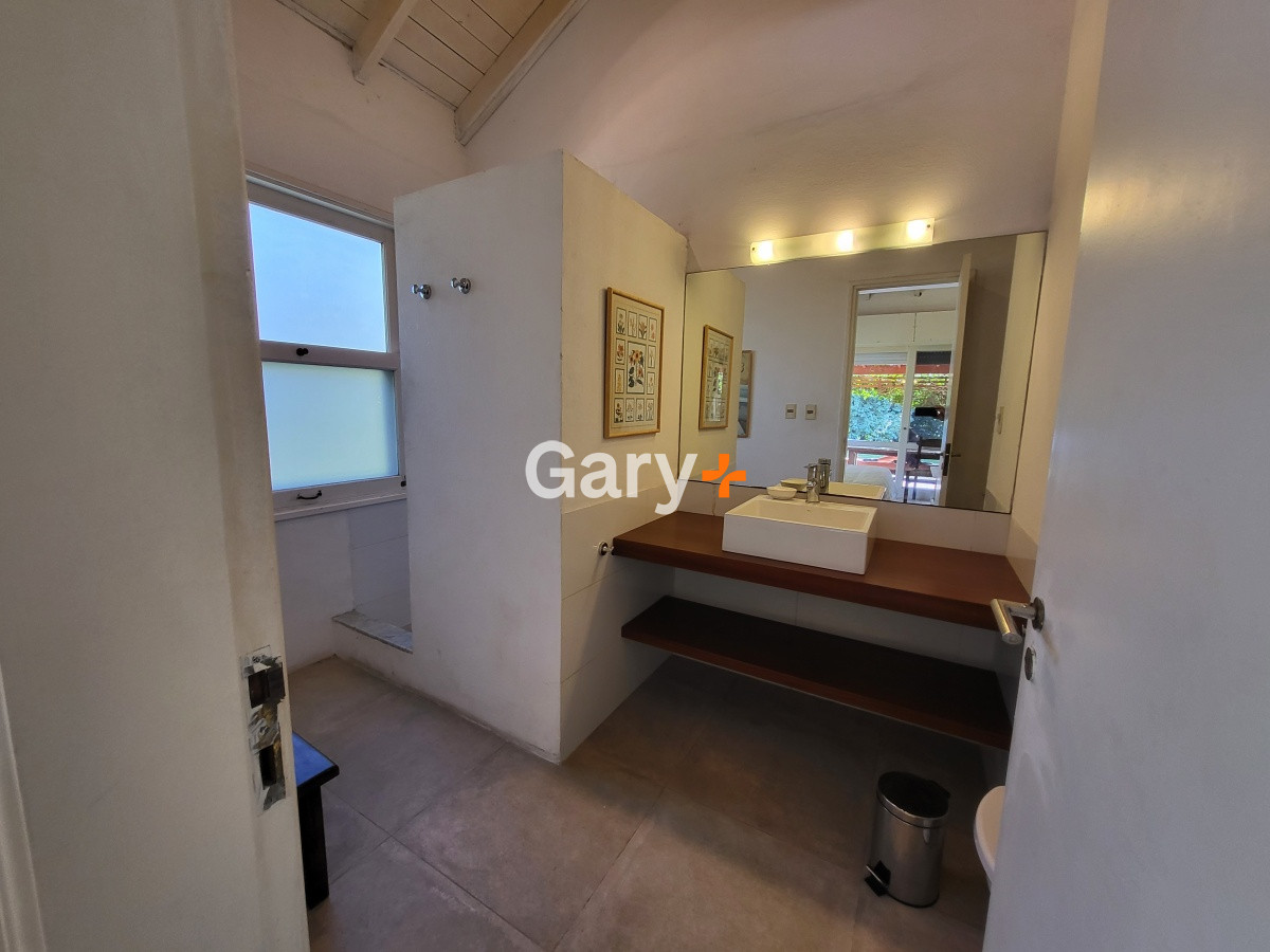 Casa ID.26776 - Casa en venta en Punta del Este, barrio privado, barrio cerrado La Arbolada