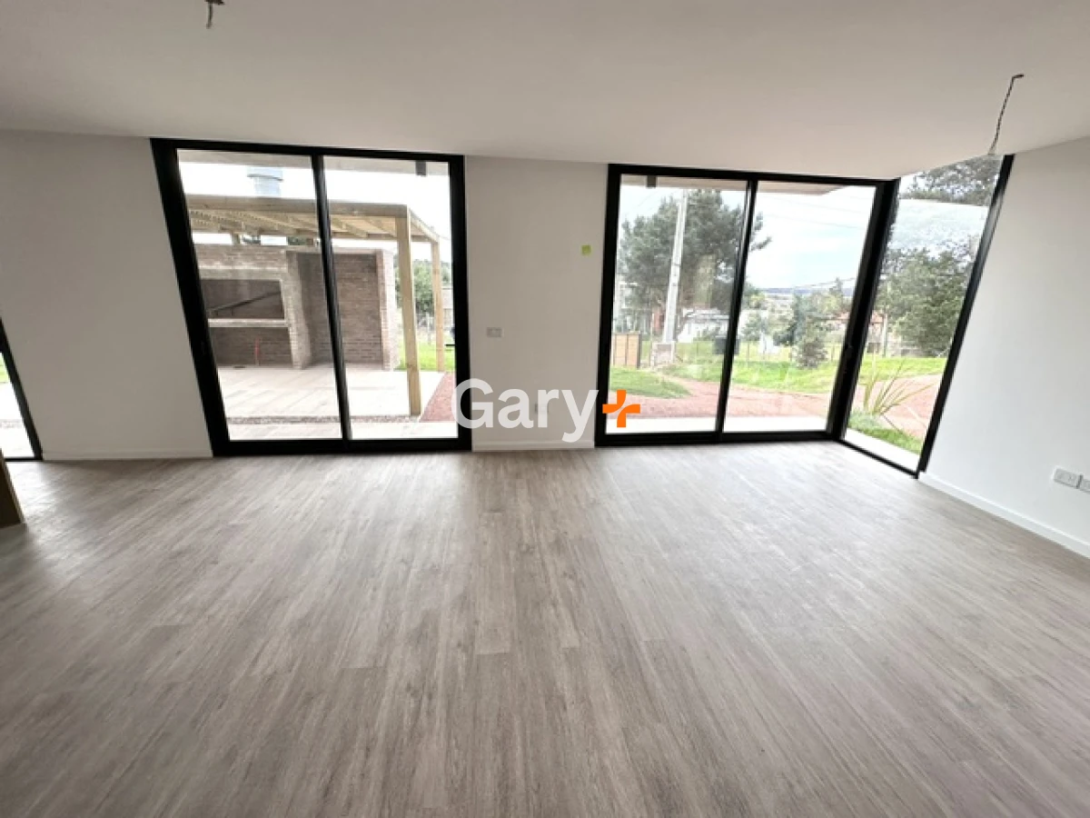 Casa ID.27390 - Casa a estrenar de 3 dormitorios en suite, en Piedras del Chileno