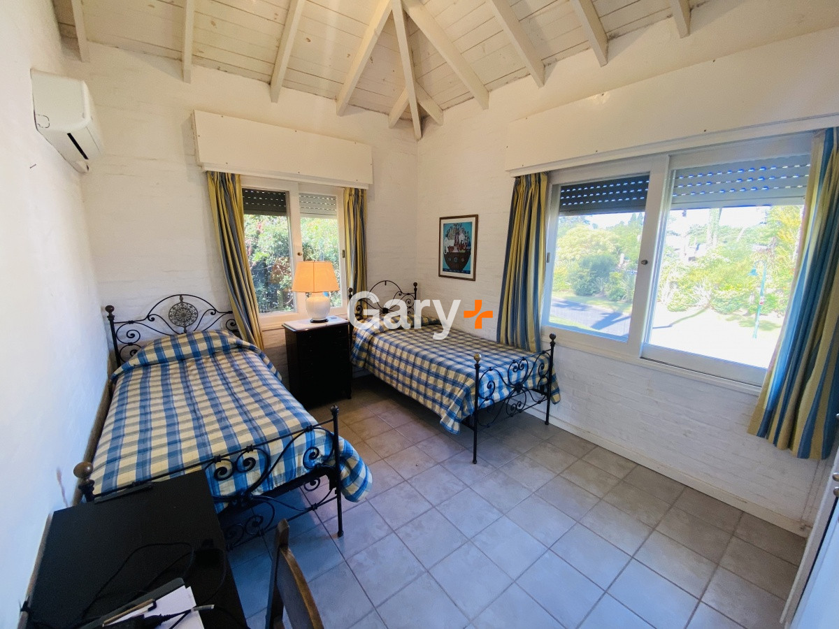 Casa ID.26776 - Casa en venta en Punta del Este, barrio privado, barrio cerrado La Arbolada