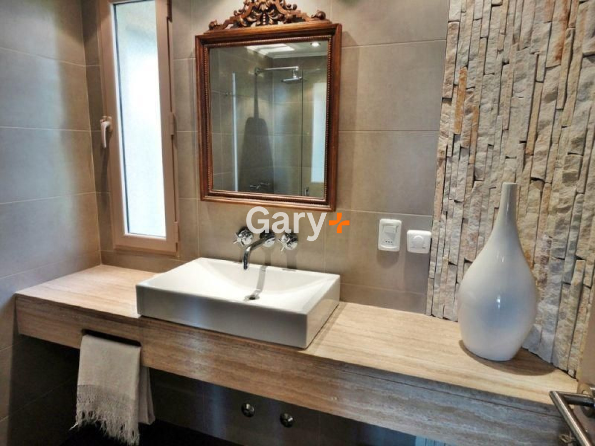 Casa ID.36 - Casa en venta y alquiler temporario Playa Mansa primera fila 4 dormitorios