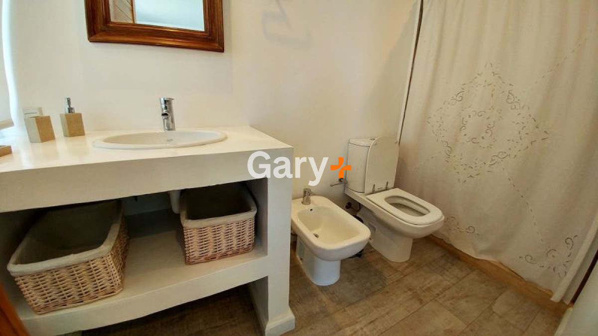 Casa ID.3792 - Moderna y con increibles vistas al mar - primera linea MANSA