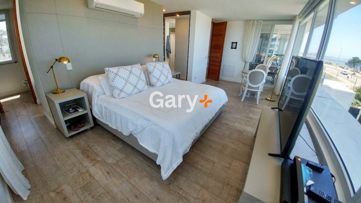 Casa ID.3792 - Moderna y con increibles vistas al mar - primera linea MANSA