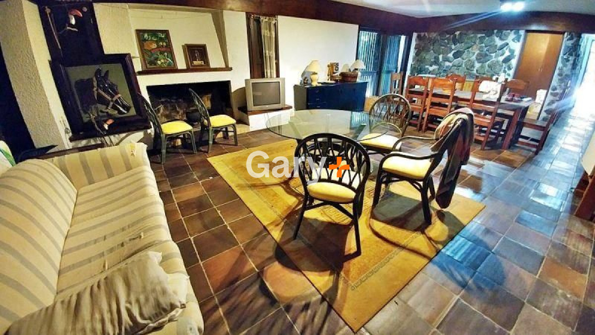 Casa ID.4276 - Magnífica casa en venta en Playa Mansa!!