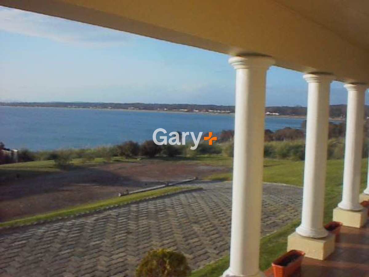 Lomo de la Ballena - GoPunta - Portal Inmobiliario de Punta del Este - Maldonado