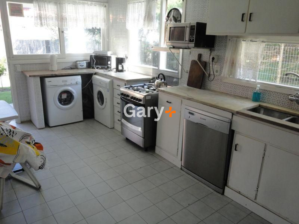 Casa ID.4409 - Casa en venta Playa Mansa 4 dormitorios