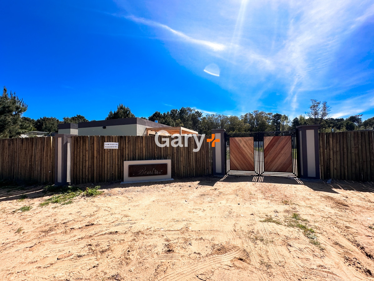 Casa ID.28286 - Casa en venta 3 dormitorios, Barrio Privado, Barrio Cerrado, La Barra, Punta del Este