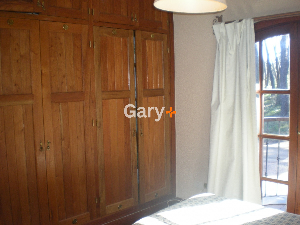 Casa ID.5204 - Casa en venta Lugano Marly 4 dormitorios