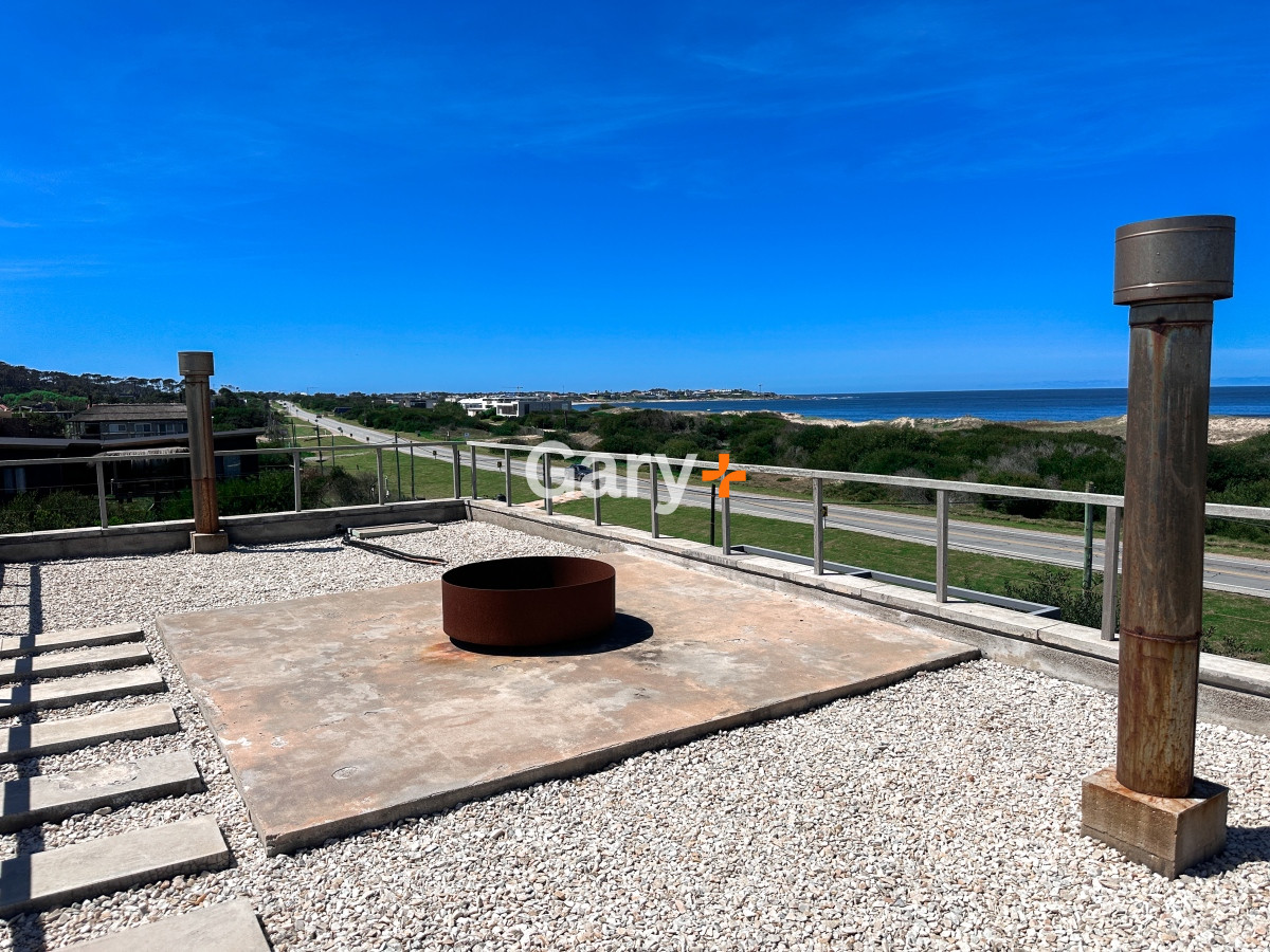 Casa ID.4191 - Casa en venta de 3 dormitorios frente al mar en La Juanita, Jose Ignacio 