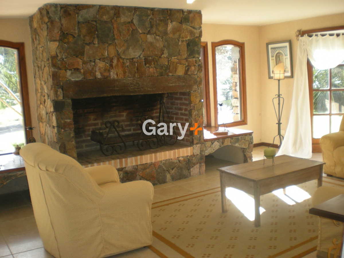 Casa ID.5204 - Casa en venta Lugano Marly 4 dormitorios