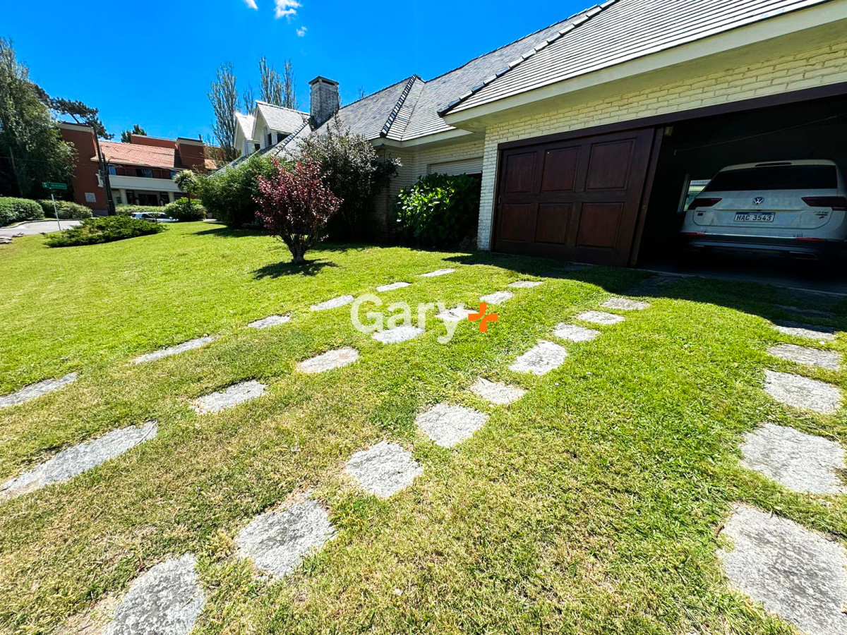 Casa ID.28328 - casa en venta y alquiler playa mansa