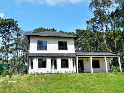 Casa en venta Punta Del Este 5 dormitorios