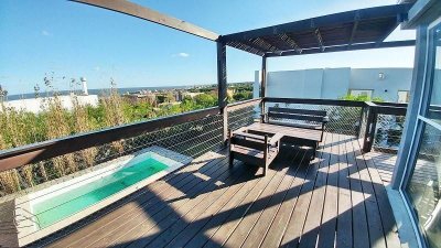 Hermosa casa en venta Punta Piedras  6 dormitorios!