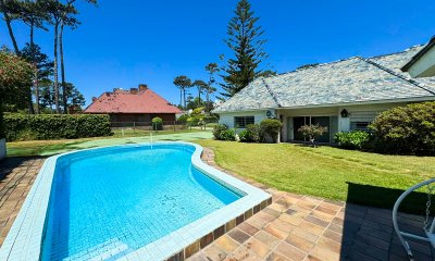 casa en venta y alquiler playa mansa