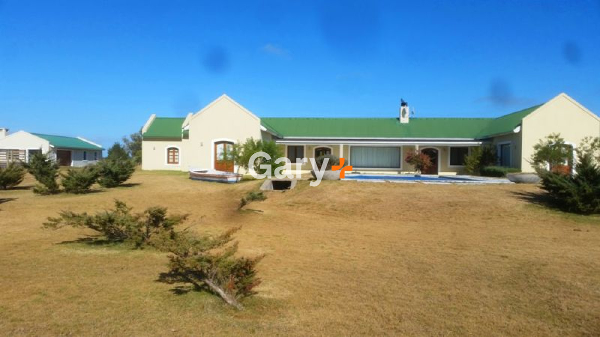Chacra ID.4781 - Chacra en venta Manantiales 5 dormitorios