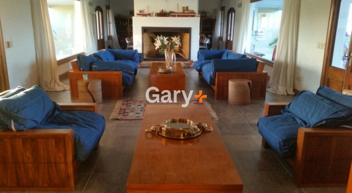 Chacra ID.4781 - Chacra en venta Manantiales 5 dormitorios