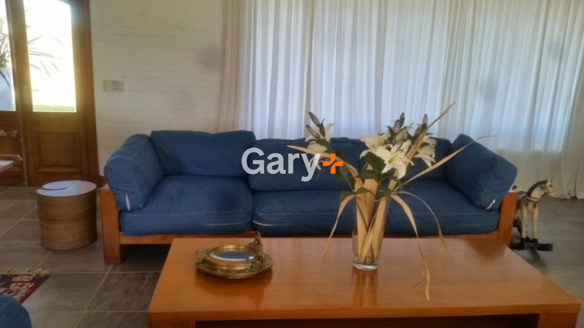 Chacra ID.4781 - Chacra en venta Manantiales 5 dormitorios