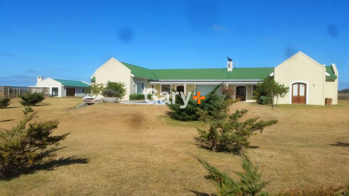 Chacra ID.4781 - Chacra en venta Manantiales 5 dormitorios