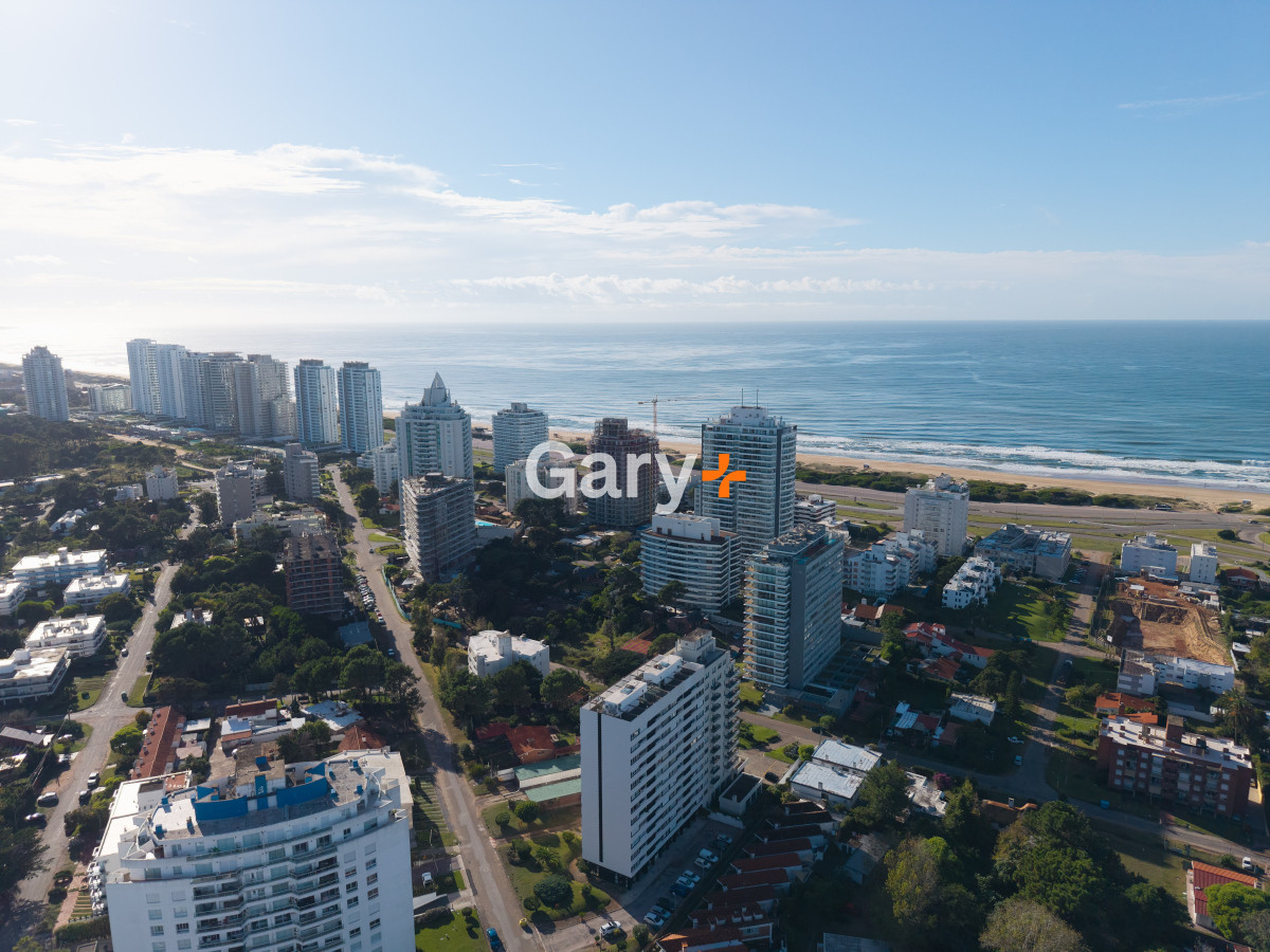 Apartamento ID.26446 - Apartamento de 3 dormitorios en venta, Playa Brava Punta del Este