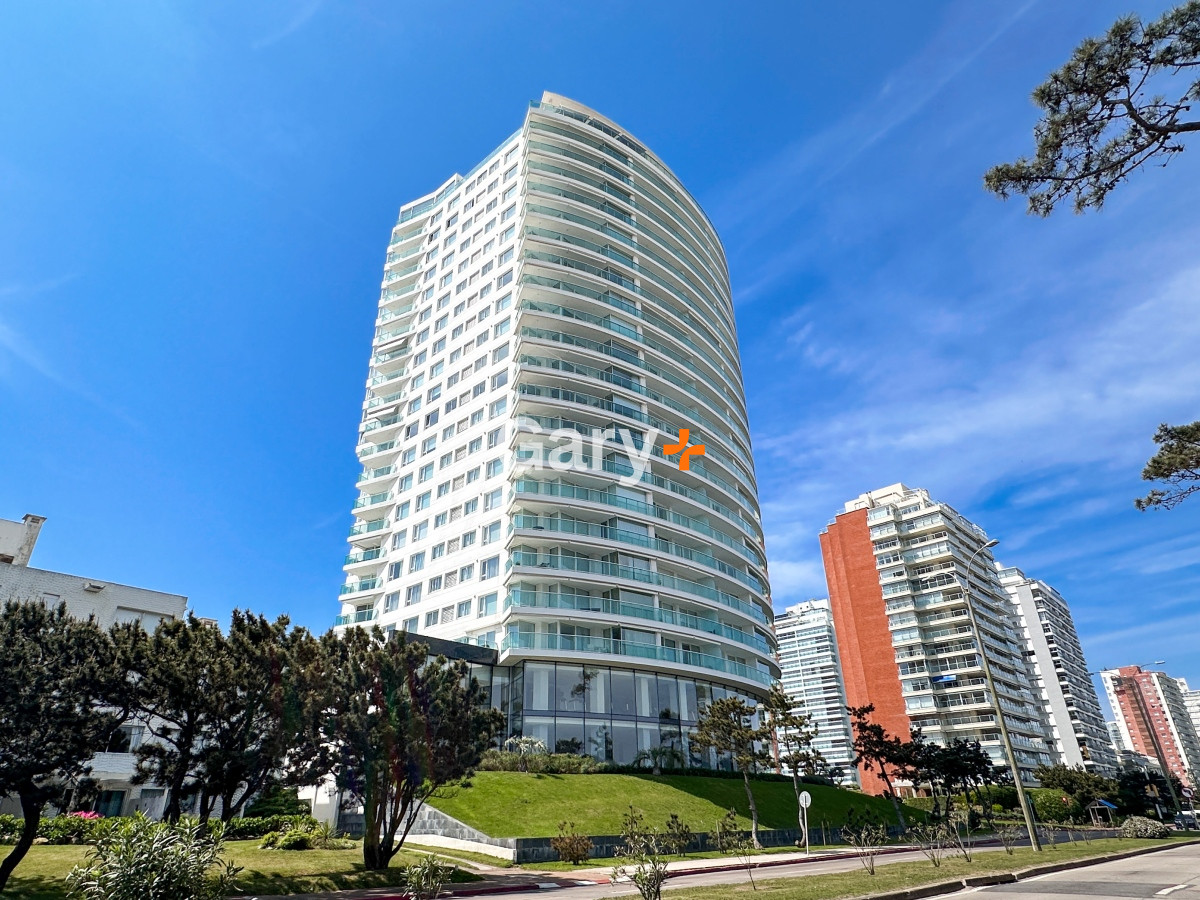 Apartamento ID.25161 - Apartamento de 3 dormitorios en venta en Punta del Este