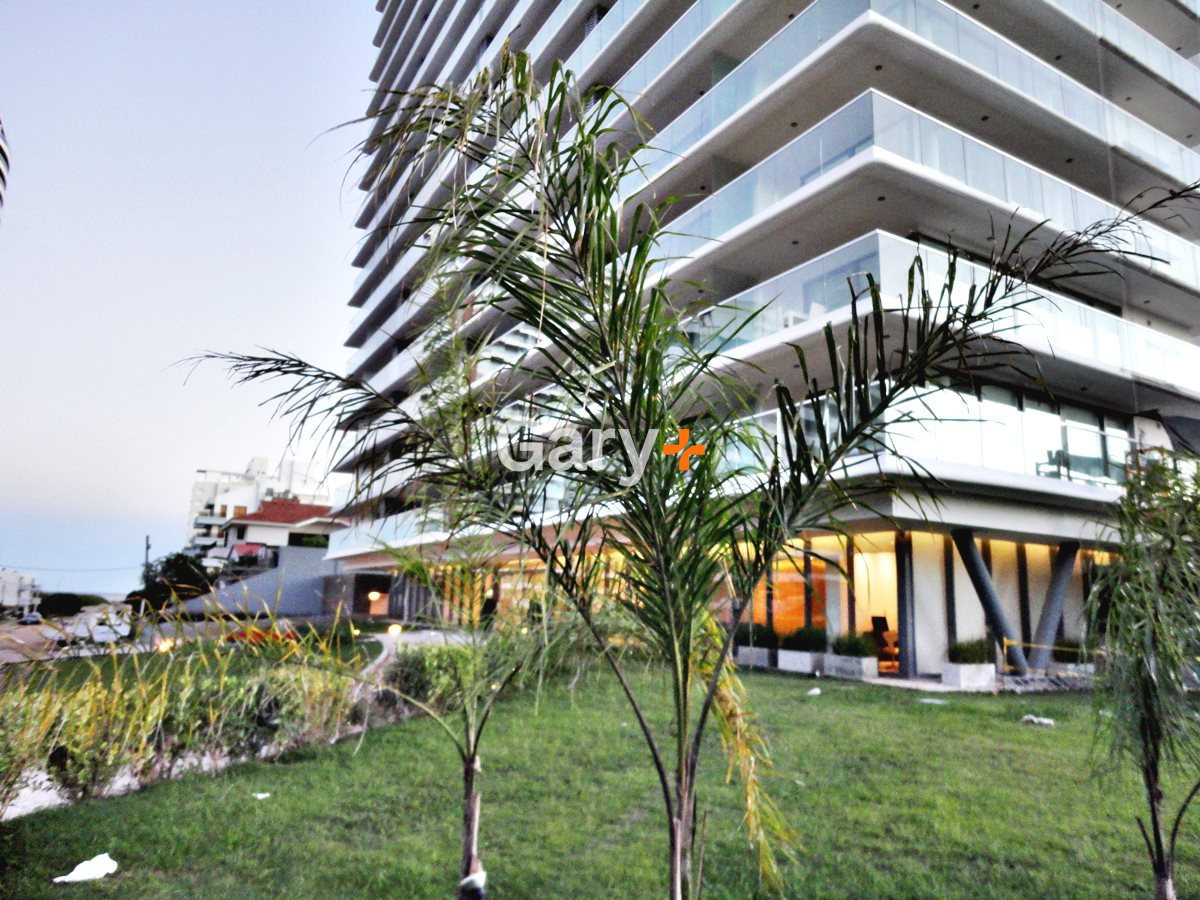 Apartamento ID.29391 - Apartamento de 2 dormitorios en venta en Playa Brava Punta del Este