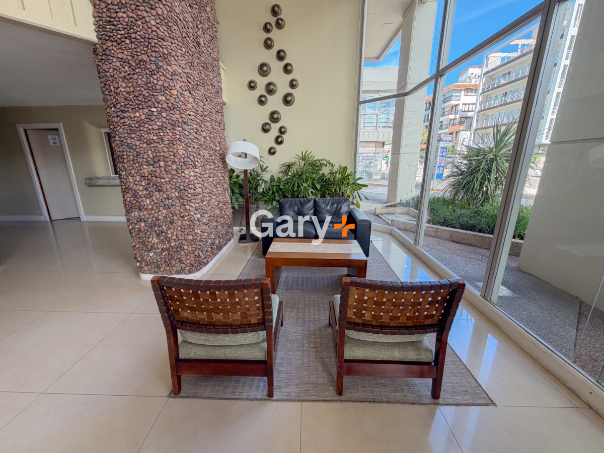 Apartamento ID.18425 - Apartamento en venta, Puerto Punta del Este