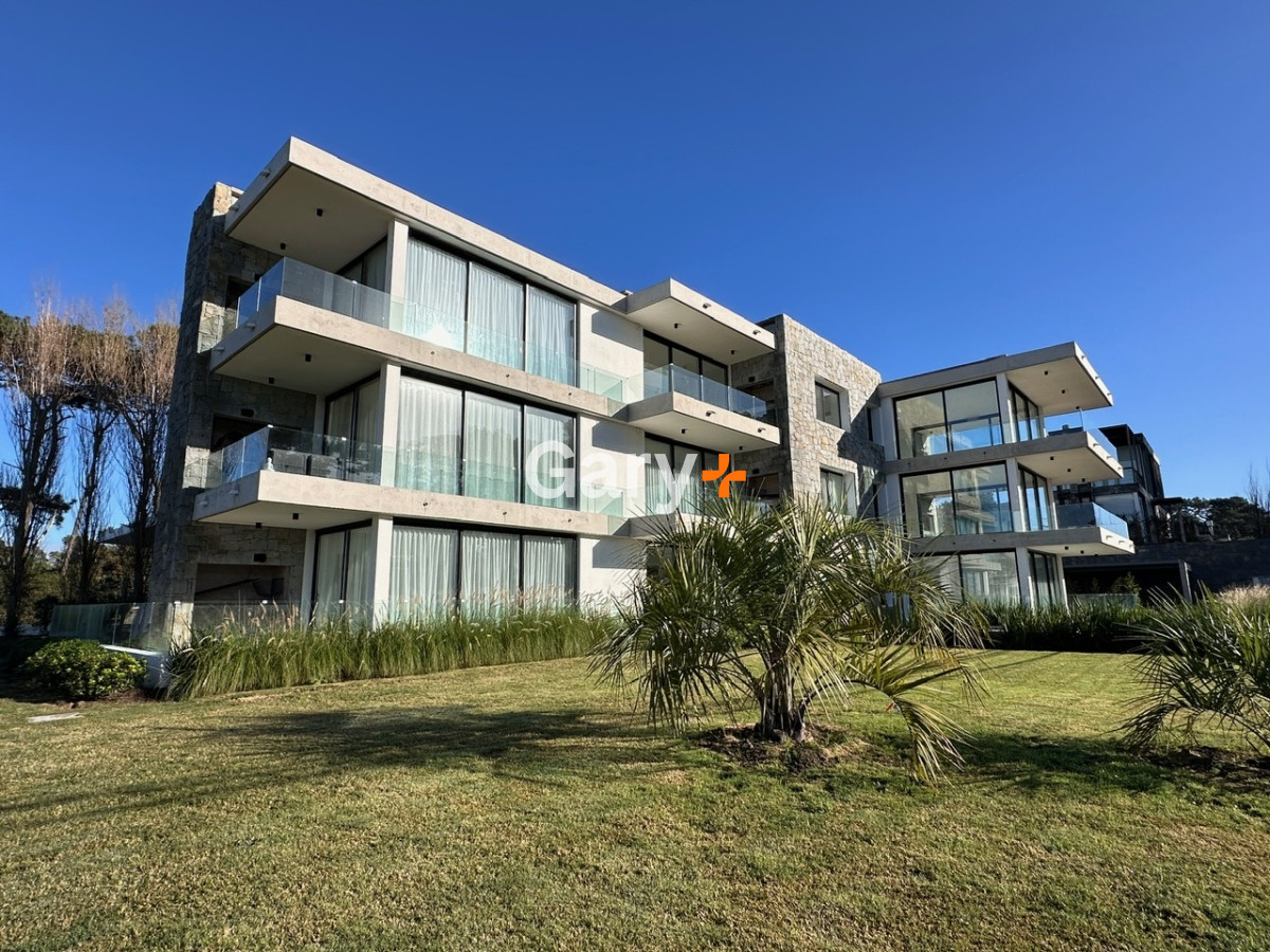 Apartamento ID.28362 - Apartamento de 1 dormitorio en venta en Playa Brava, Punta del Este