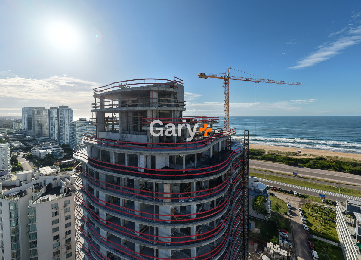 Apartamento ID.26446 - Apartamento de 3 dormitorios en venta, Playa Brava Punta del Este