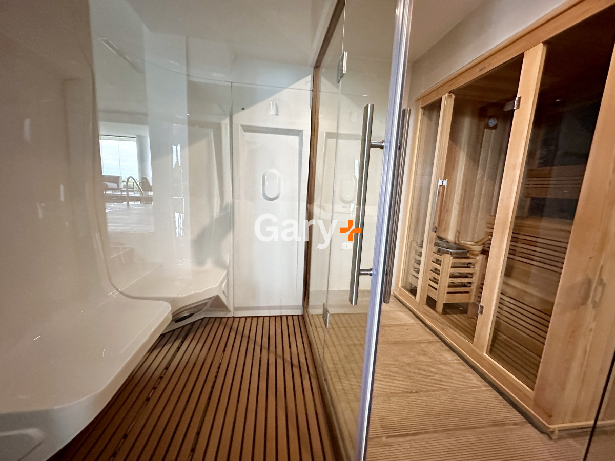 Apartamento ID.27420 - Apartamento en venta de 3 dormitorios en Punta del Este, peninsula frente al mar