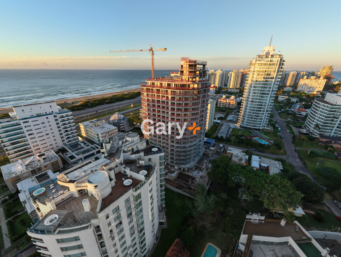 Apartamento ID.26446 - Apartamento de 3 dormitorios en venta, Playa Brava Punta del Este