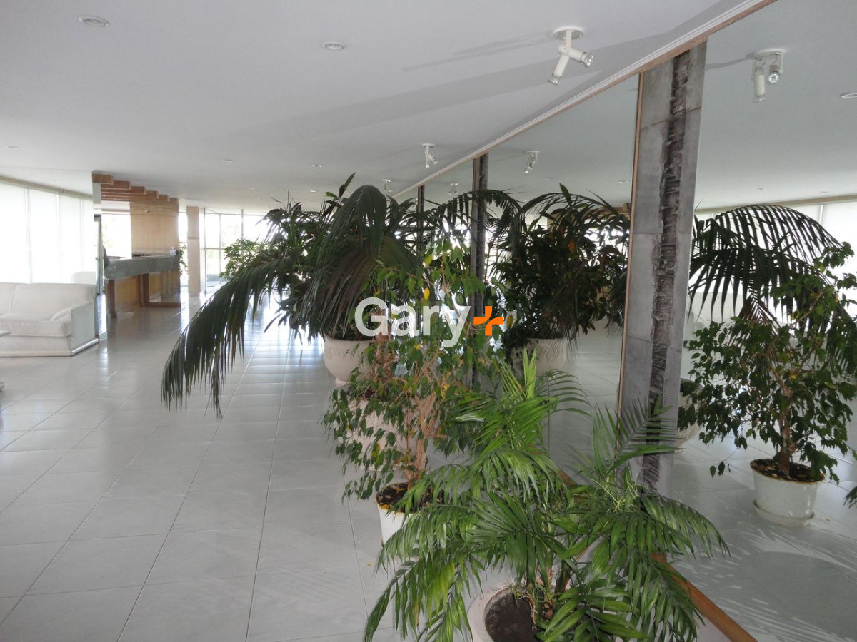 Apartamento ID.4562 - Apartamento en venta en Punta del Este,  Playa Mansa 2 dormitorios