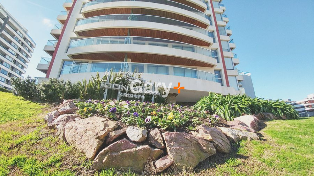 Apartamento ID.17122 - Punta del Este, 3 dormitorios con vista directa al mar