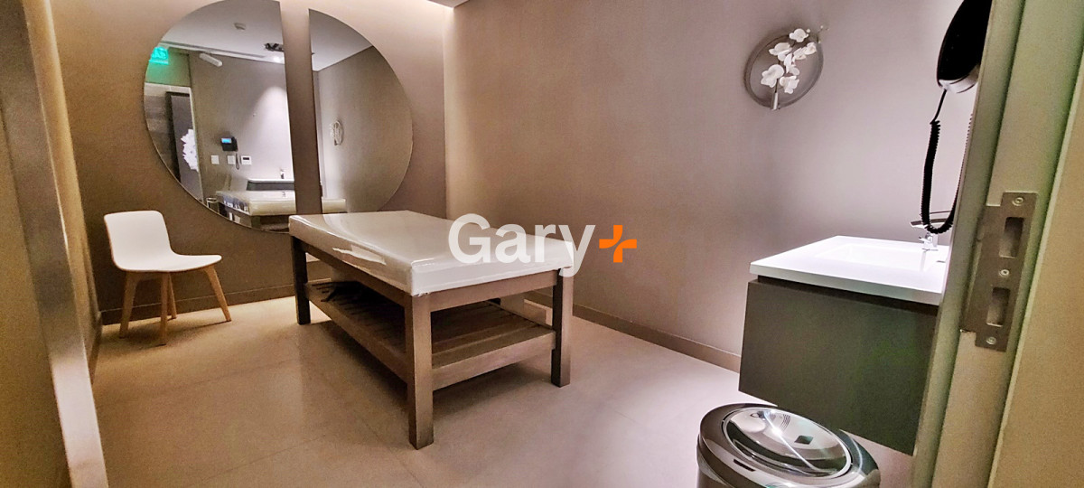 Apartamento ID.28402 - Apartamento 3 dormitorios y dependencia en venta en Punta del Este, Le Parc