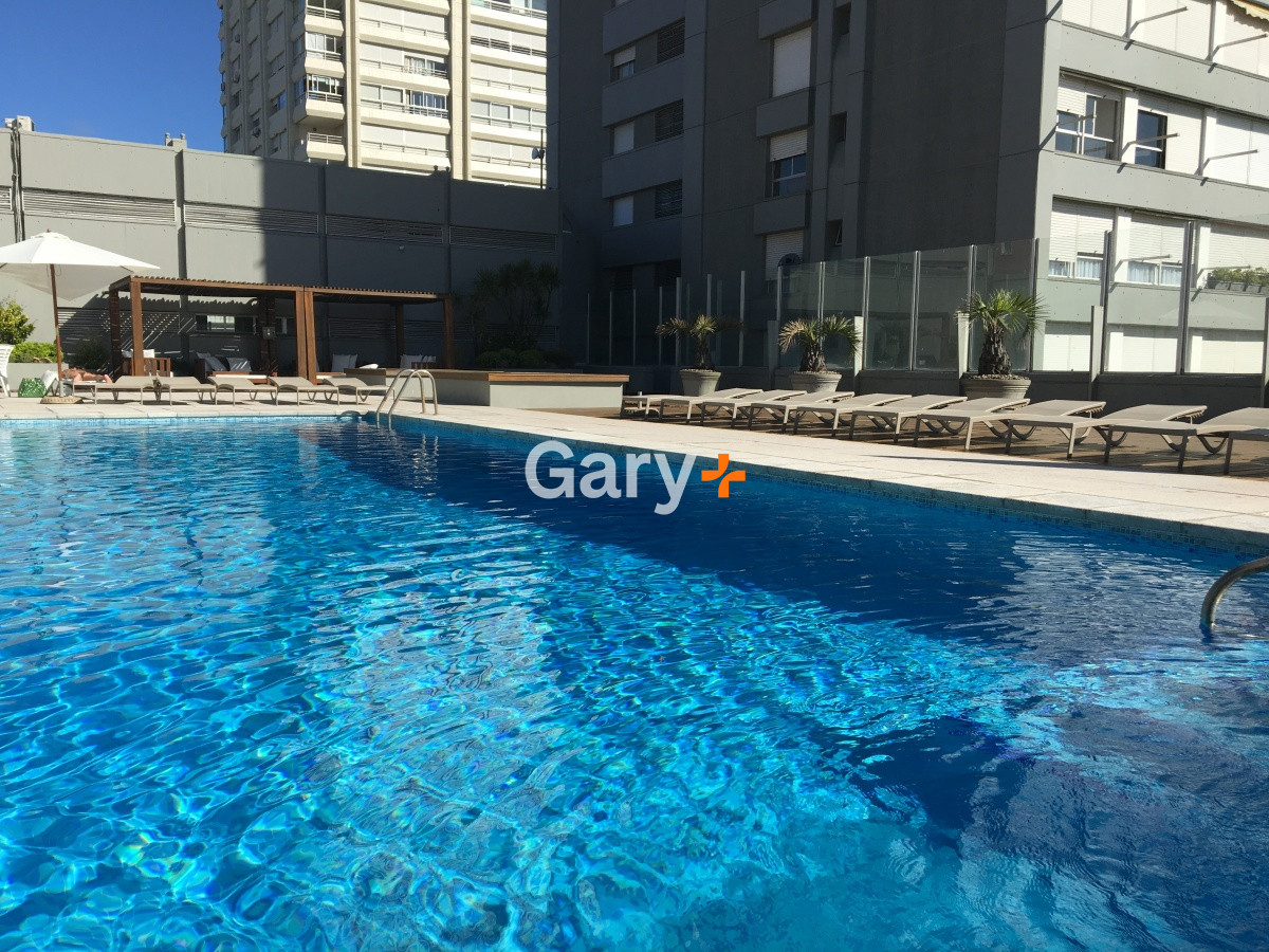 Apartamento ID.555 - Espectacular Penthouse en Alquiler y venta Fte al puerto