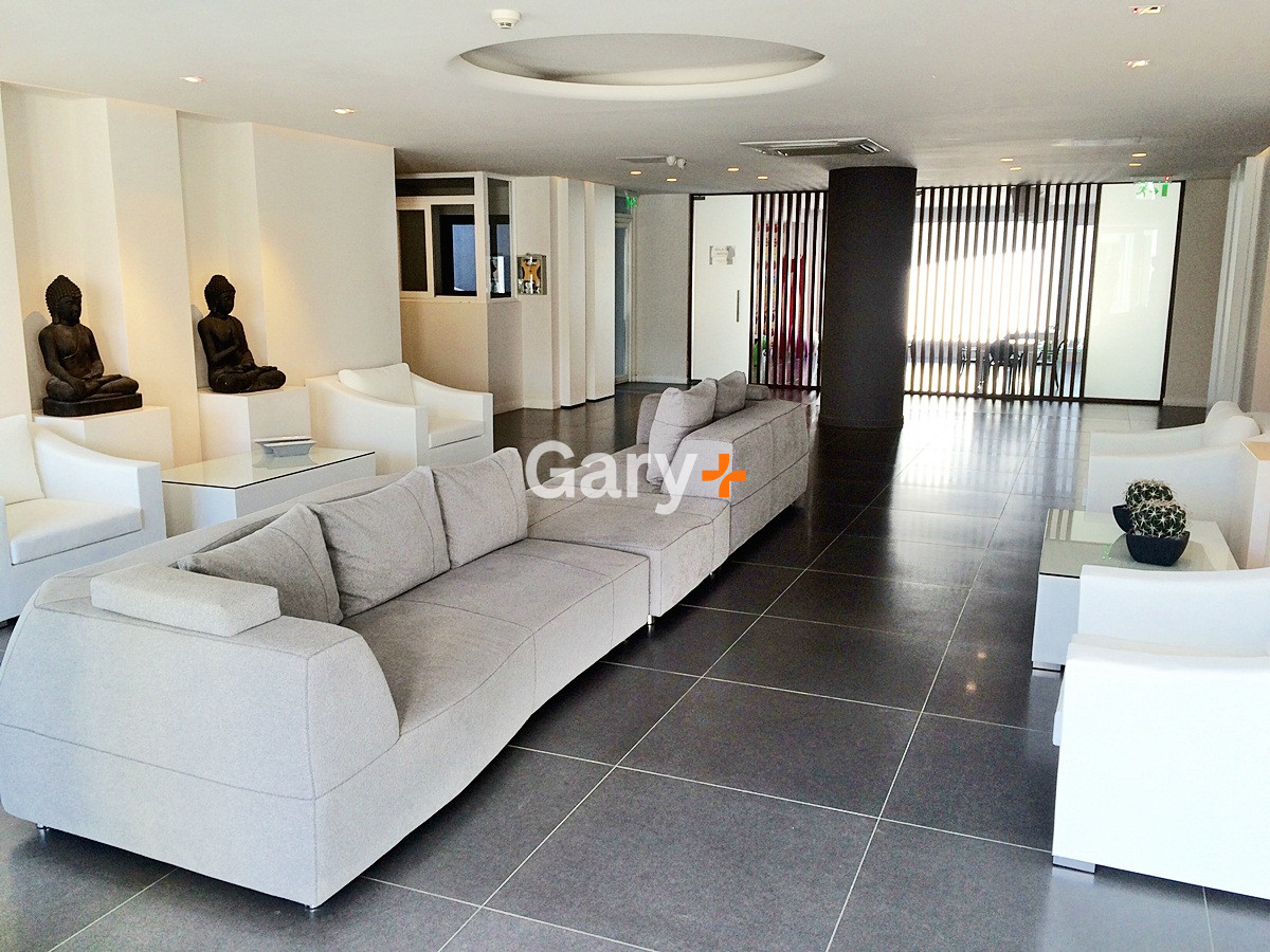 Apartamento ID.28655 - Apartamento de categoría en venta con vista al mar 