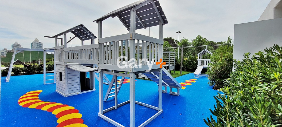 Apartamento ID.28402 - Apartamento 3 dormitorios y dependencia en venta en Punta del Este, Le Parc