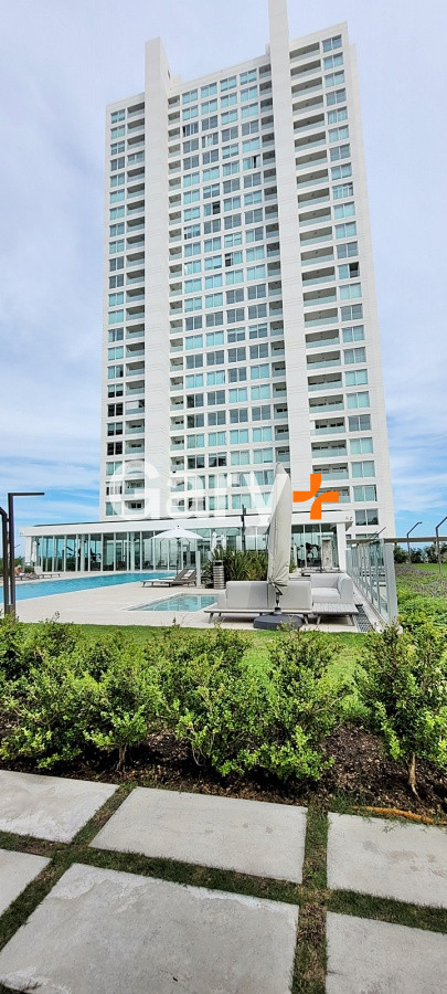 Apartamento ID.28402 - Apartamento 3 dormitorios y dependencia en venta en Punta del Este, Le Parc