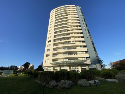 Apartamento en venta y alquiler temporario Playa Brava 2 dormitorios