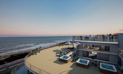 Apartamento en venta, 2 dormitorios en Playa Brava, Punta del Este.