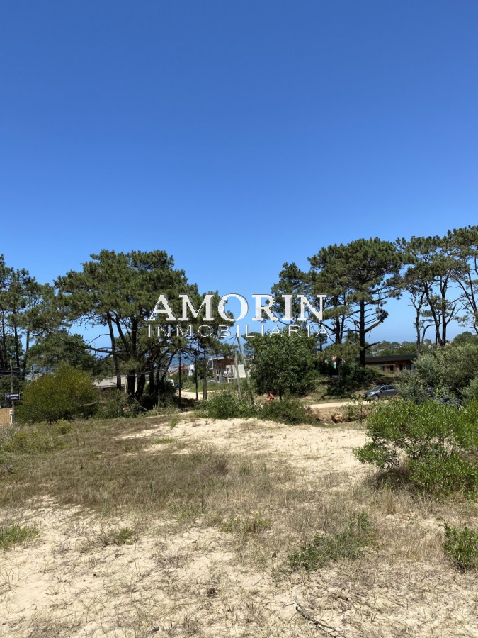 Terreno ID.577 - Excelente vista , alto esquinero 
