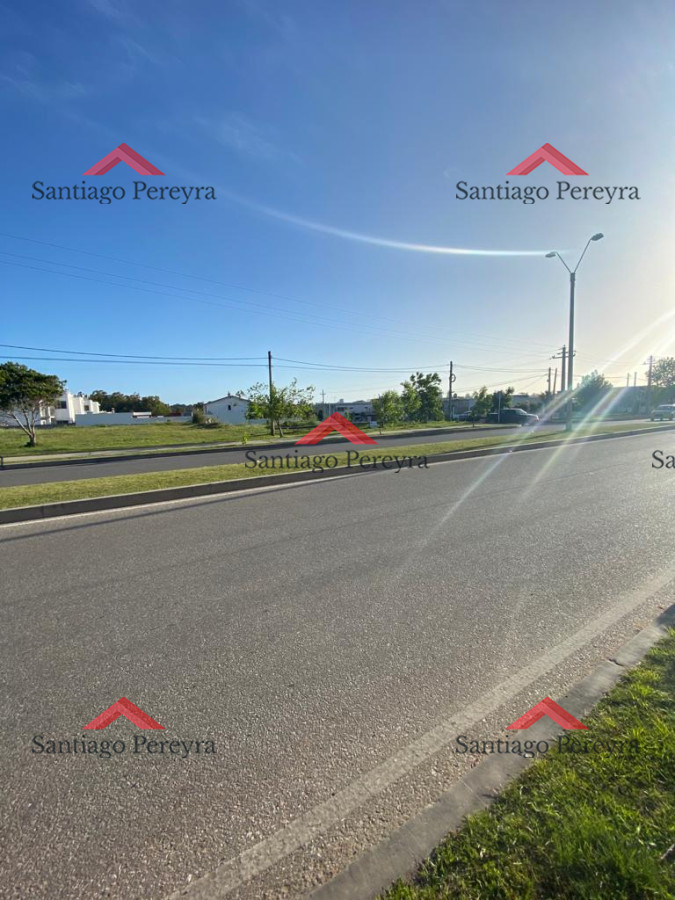 Terreno ID.7936 - Terreno en venta, iDEAL PARA APTOS.-