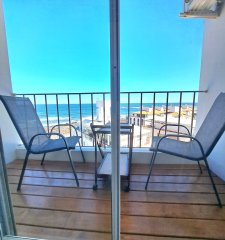 Apartamento frente a la playa en alquiler anual y venta