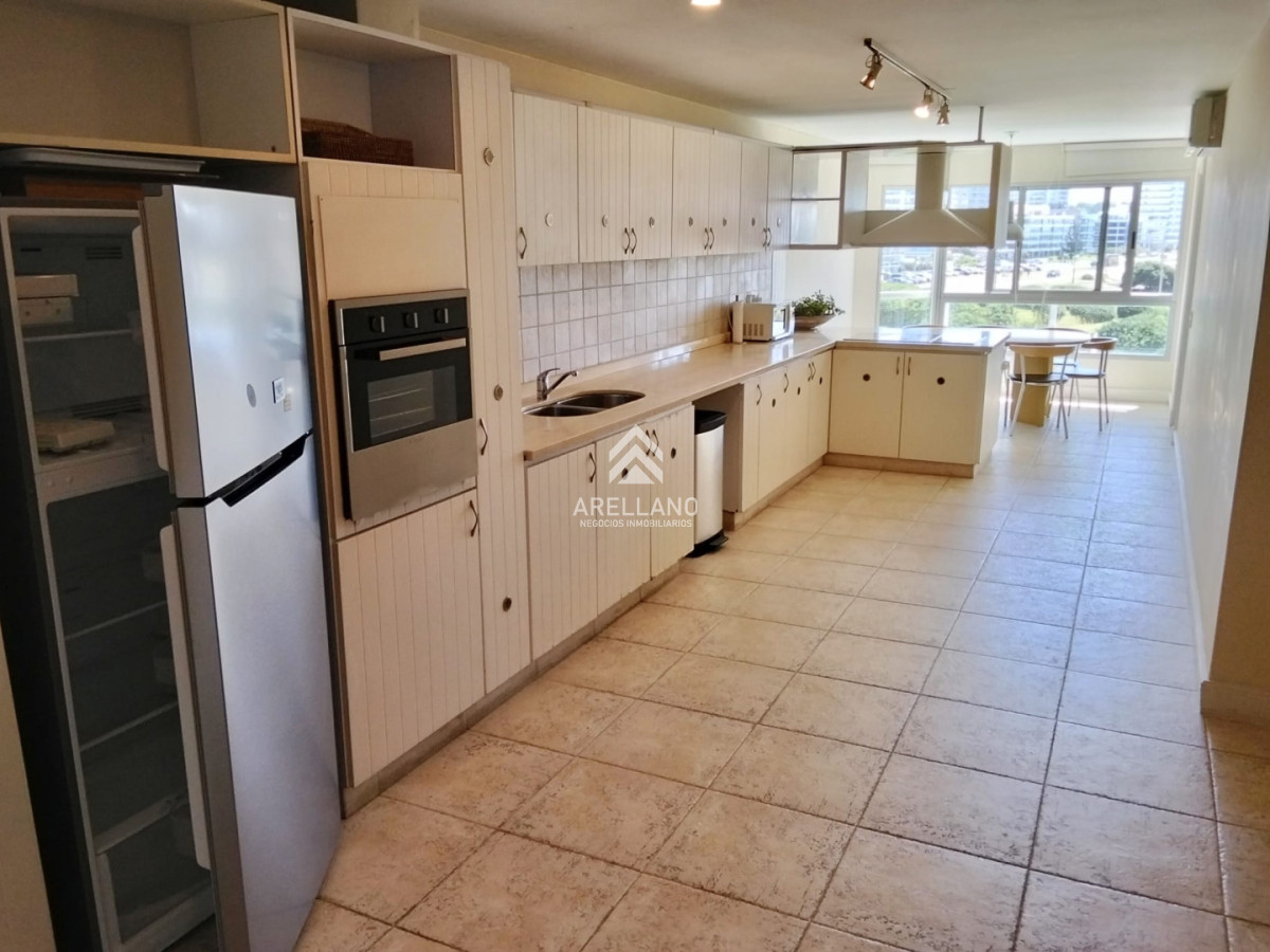 Apartamento ID.5981 - Venta apartamento 3 dormitorios 