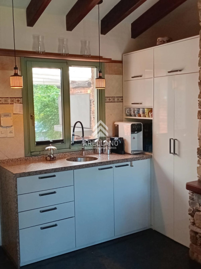Casa ID.5980 - Venta casa 4 dormitorios 