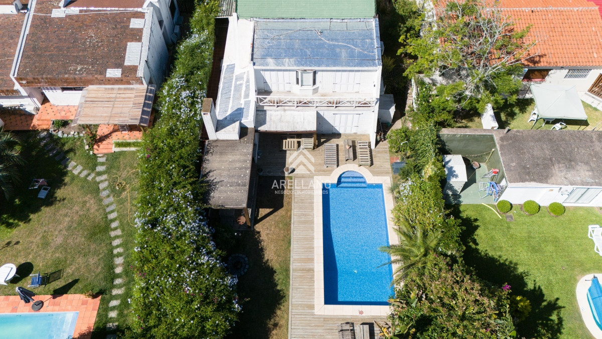 Casa ID.4168 - 5 dormitorios playa mansa