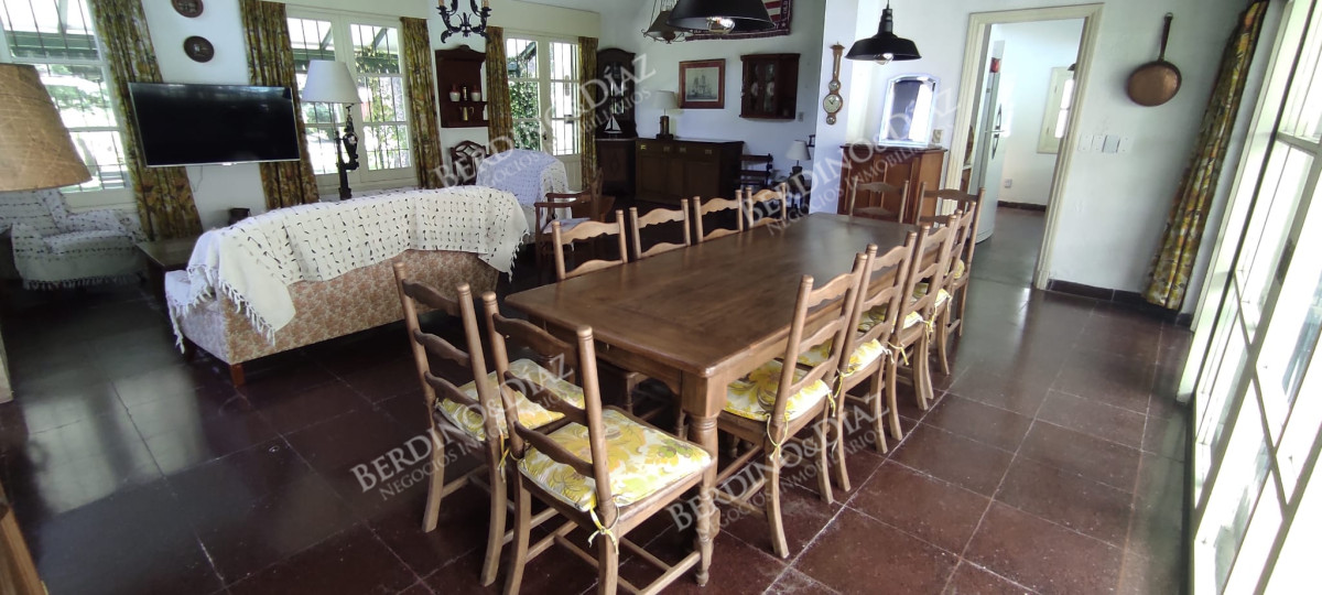 Casa ID.2038 - Casa en venta excelente propiedad en Playa Mansa